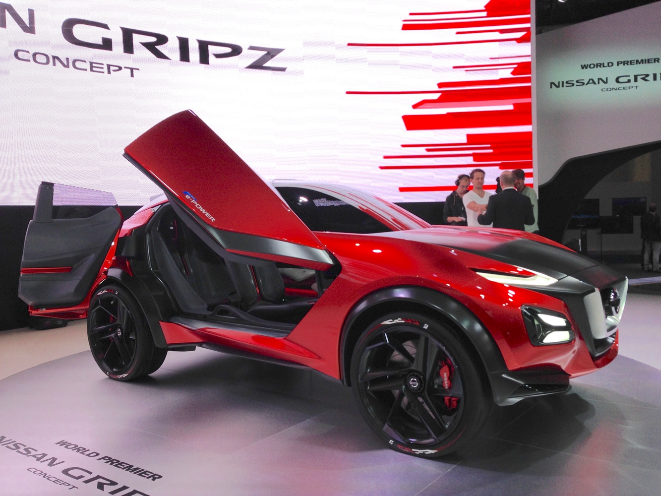 日產(chǎn)展示Gripz跨界概念車(chē)