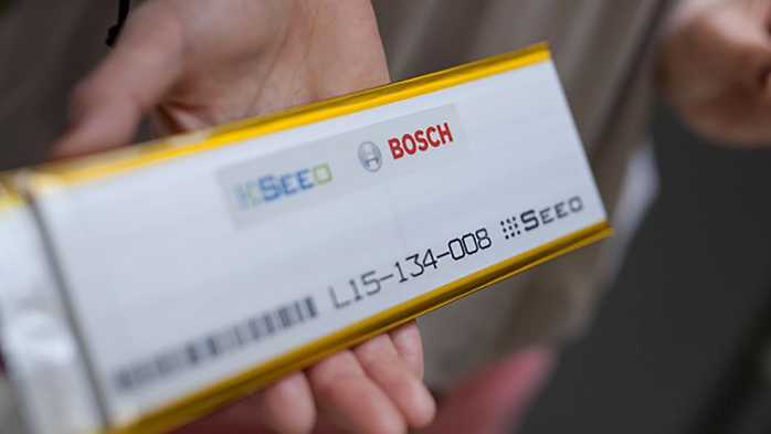 電池專家：固態(tài)電動汽車技術五年內或無法成為現實 